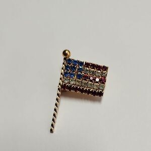 Gold American Flag Brooch